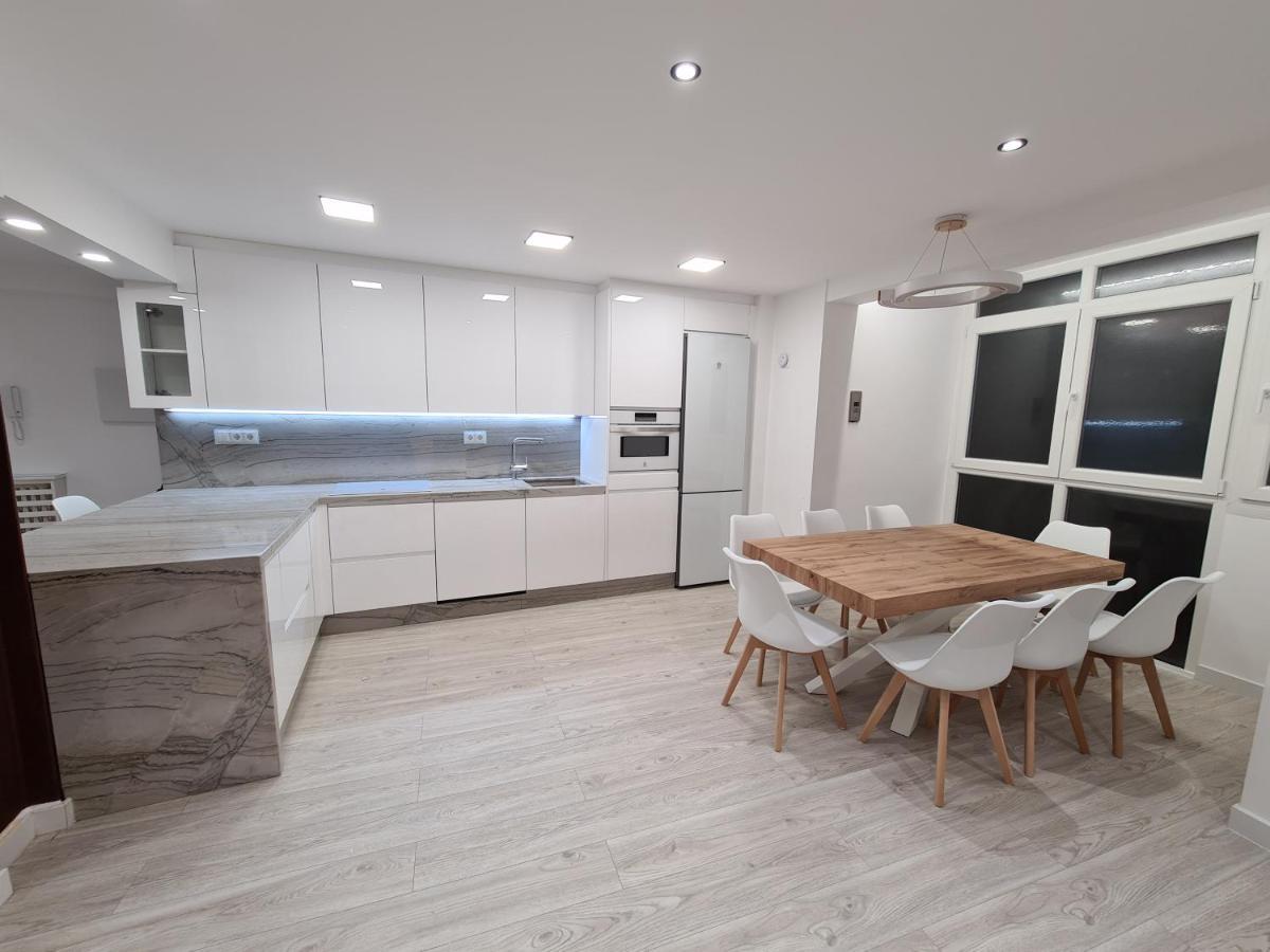 104A Apartamento Para 8 Personas Gijón Buitenkant foto